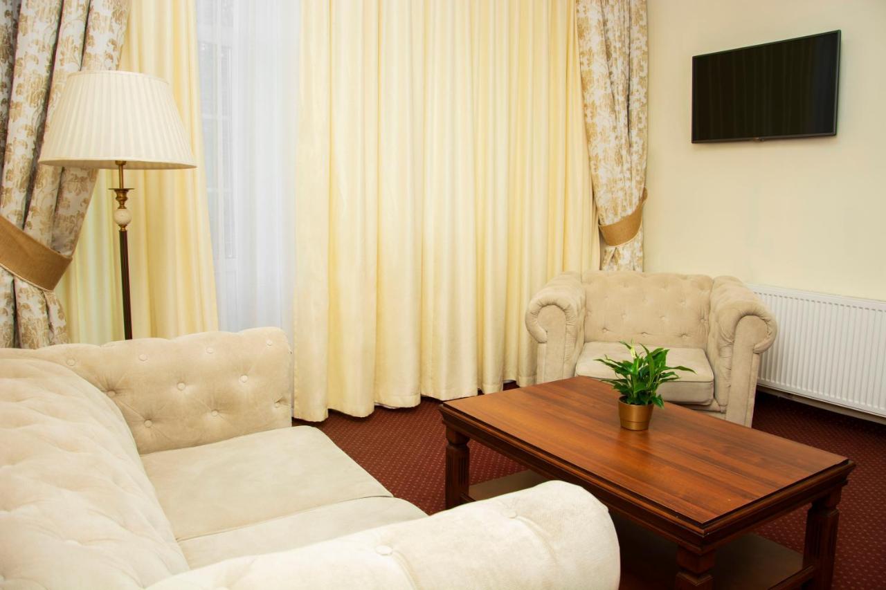 Bed and Breakfast Savoy Спала Екстер'єр фото