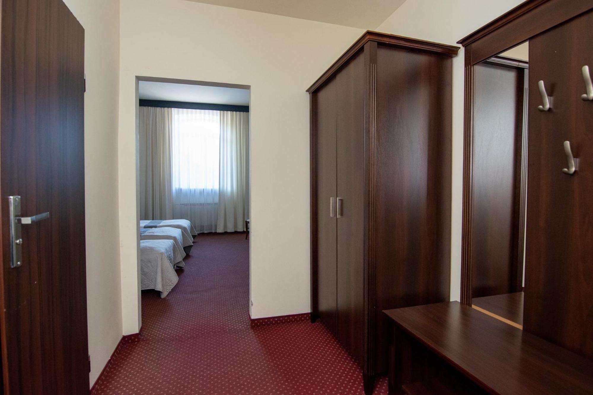 Bed and Breakfast Savoy Спала Екстер'єр фото